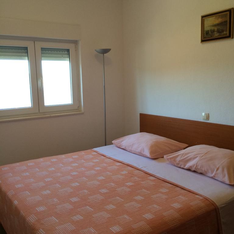 Apartments Pisac Ražanj Oda fotoğraf